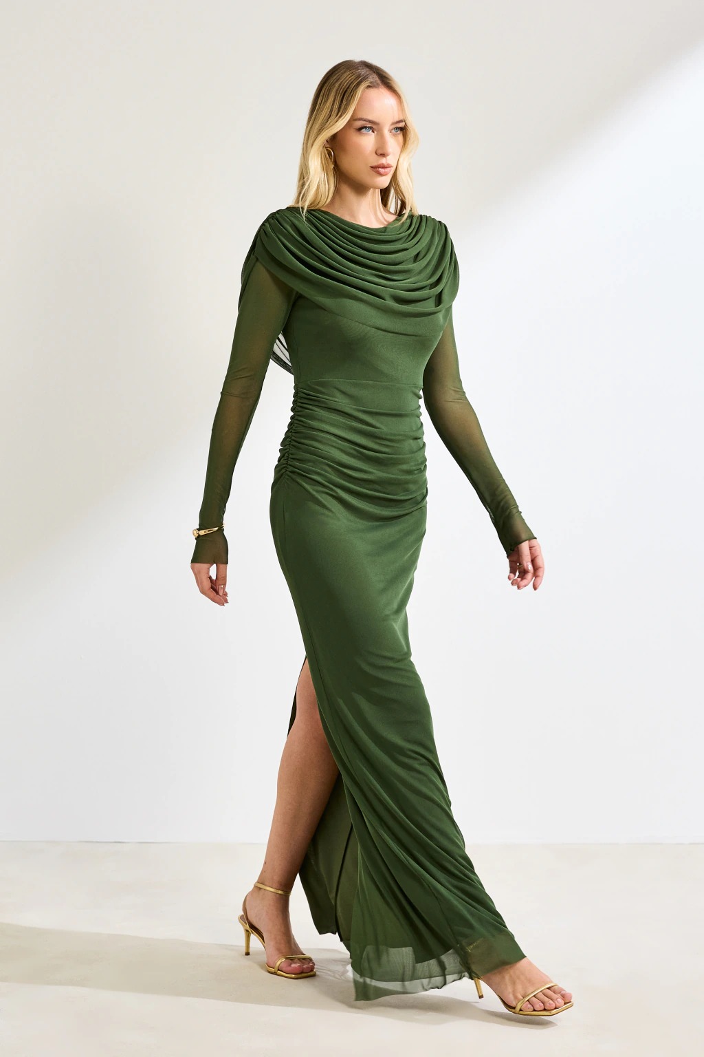 Vestido manga longa